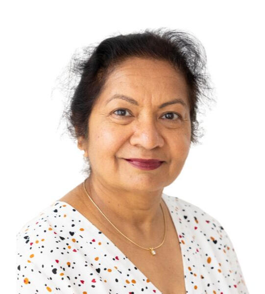 Neera Mahajan — Author & Book Coach Neera Mahajan — Author & Book Coach